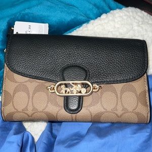 Jade Chain Crossbody In Tan Signature Canvas and Black Pebble Leather